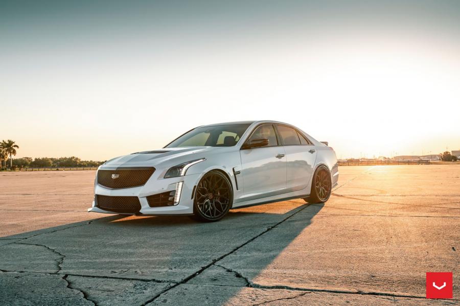  Cadillac CTS-V on Vossen Wheels (HF-2) 2019 года  (фото 11 из 32)